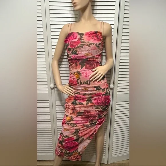 Express Body Contour ruched floral midi dress - Picture 4 of 5